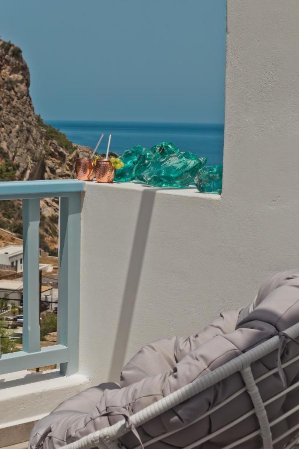 Enilion Luxury Suites Kyra Panagia Exterior photo
