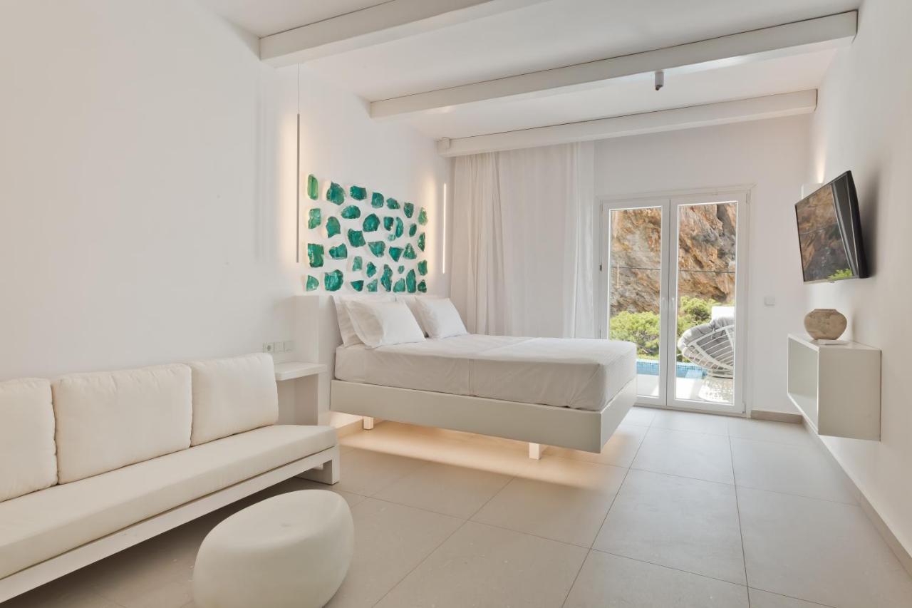Enilion Luxury Suites Kyra Panagia Exterior photo