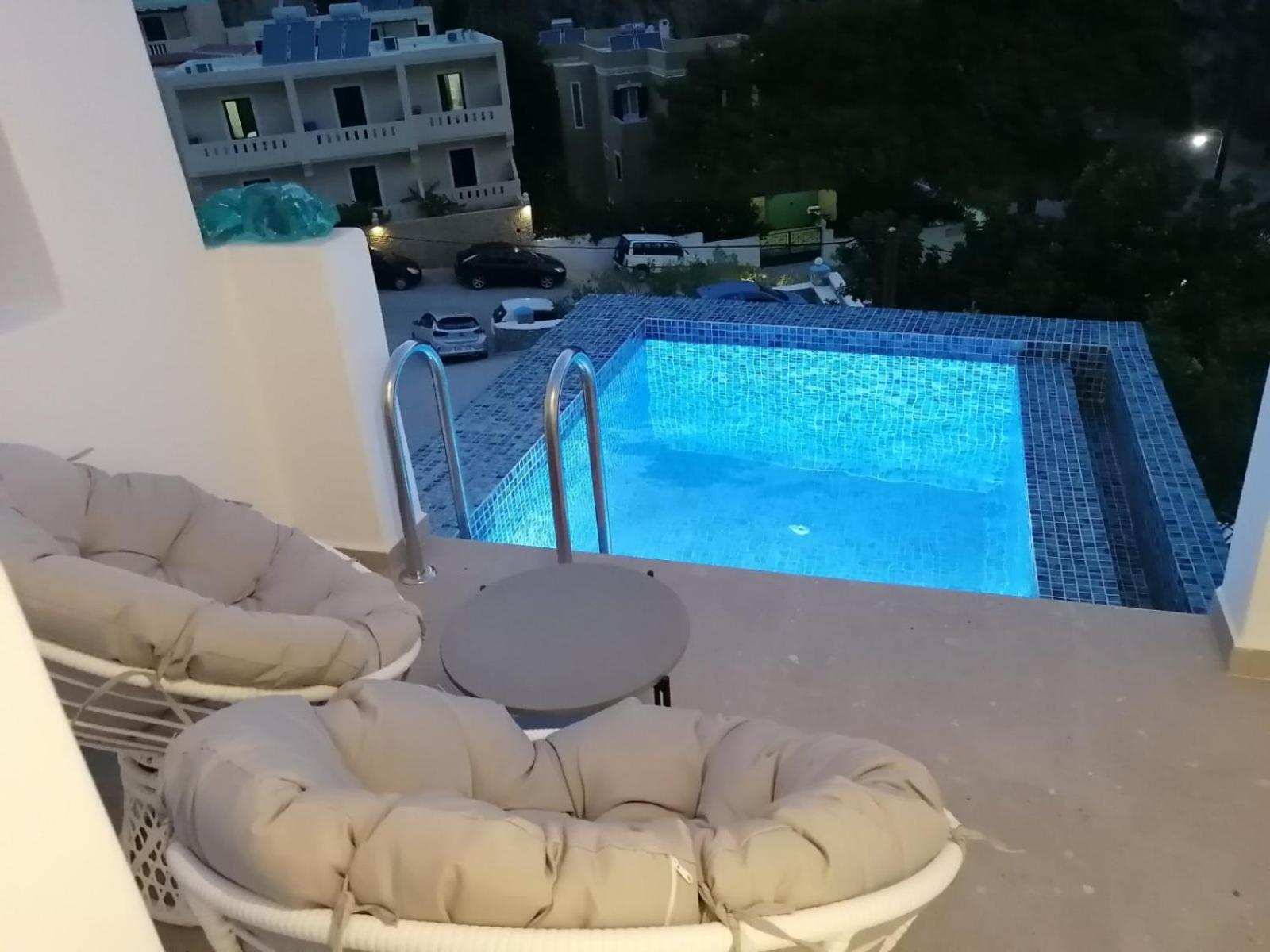 Enilion Luxury Suites Kyra Panagia Exterior photo